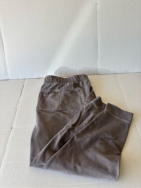 Men's Relaxed Fleece Joggers in Taupe Size XXL.